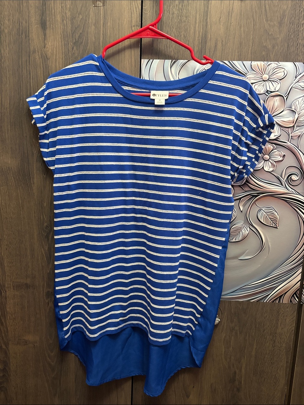 STYLUS Blue and White Striped Tee